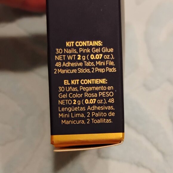 Majestic Nails - Crown Yourself Med length - Picture 3 of 6